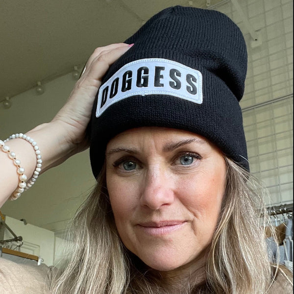 DOGGESS TOQUE BLK wht, acrylic hat, doggess embroidery, for dog charity